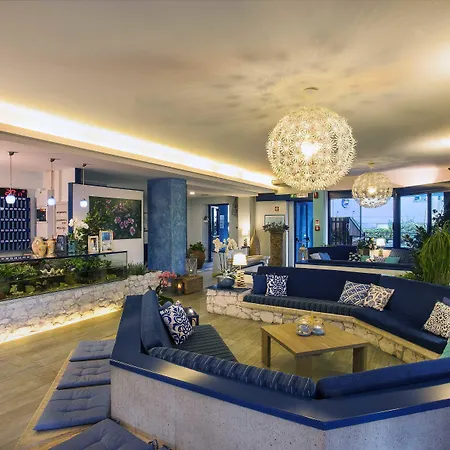 Napoleon فندق بيزارو