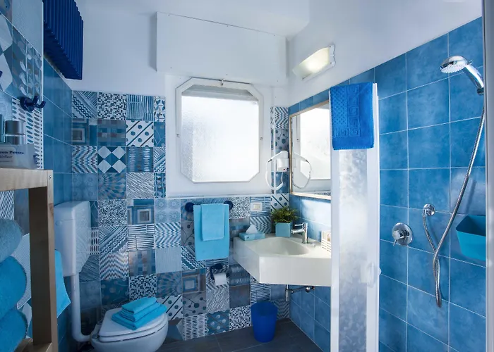 Napoleon Ξενοδοχείο Πέζαρο