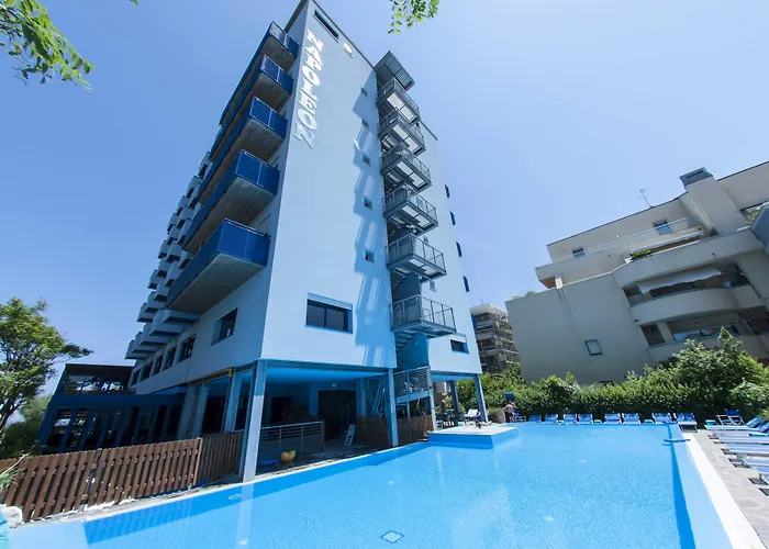 Napoleon Ξενοδοχείο Πέζαρο